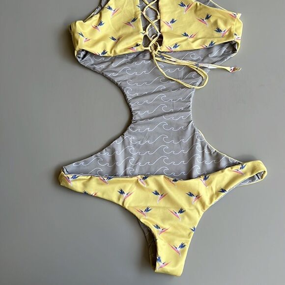 NWT Nirvanic BIRD OF PARADISE OQUI ONE PIECE Size L - Picture 5 of 8